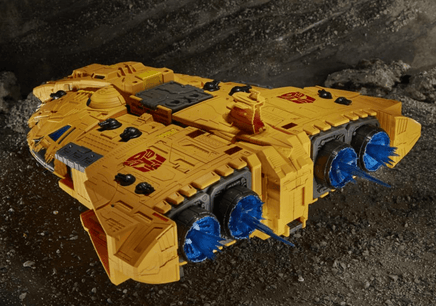 Transformers War for Cybertron Kingdom Titan Autobot Ark By Hasbro - Geekstationcollectibles