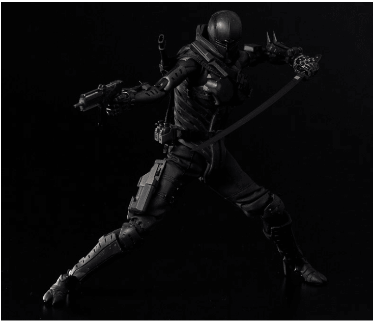 G.I. Joe x TOA Heavy Industries Snake Eyes 1:6 Scale Action Figure